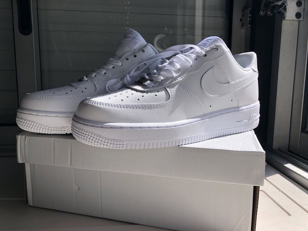 Nike Air Force 1 Branco | Tamanho 40