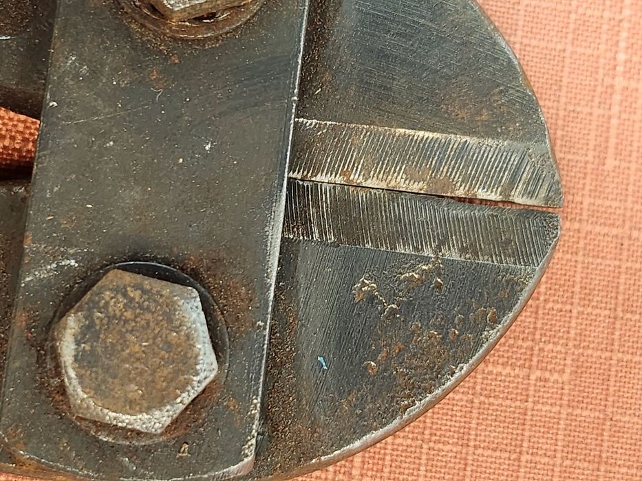 Nożyce do prętów głowica