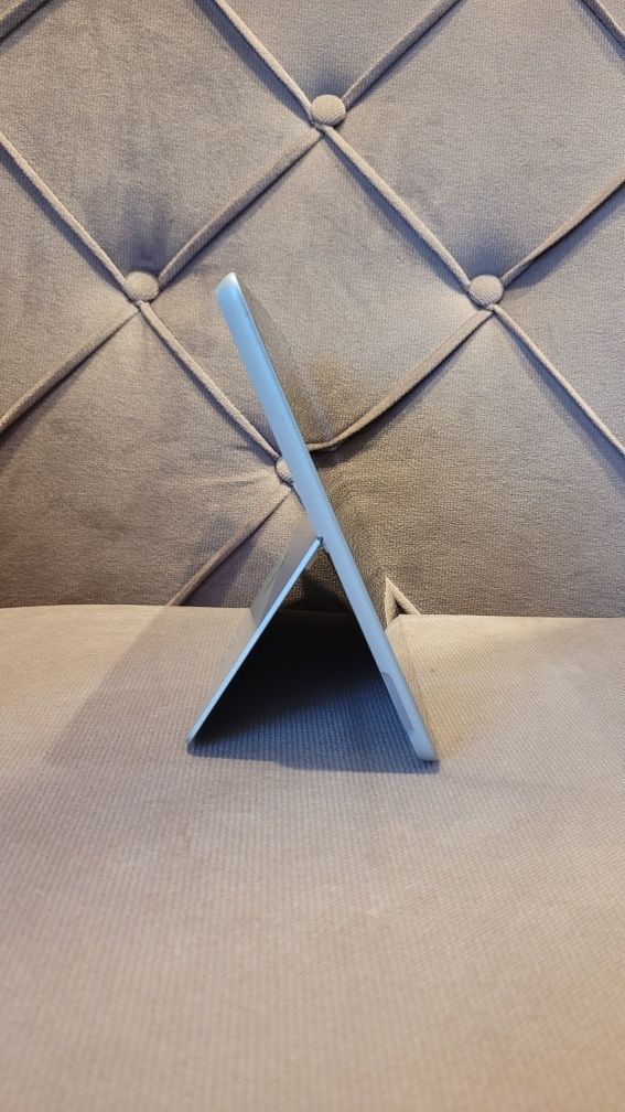 Tablet Microsoft Surface Go 1824