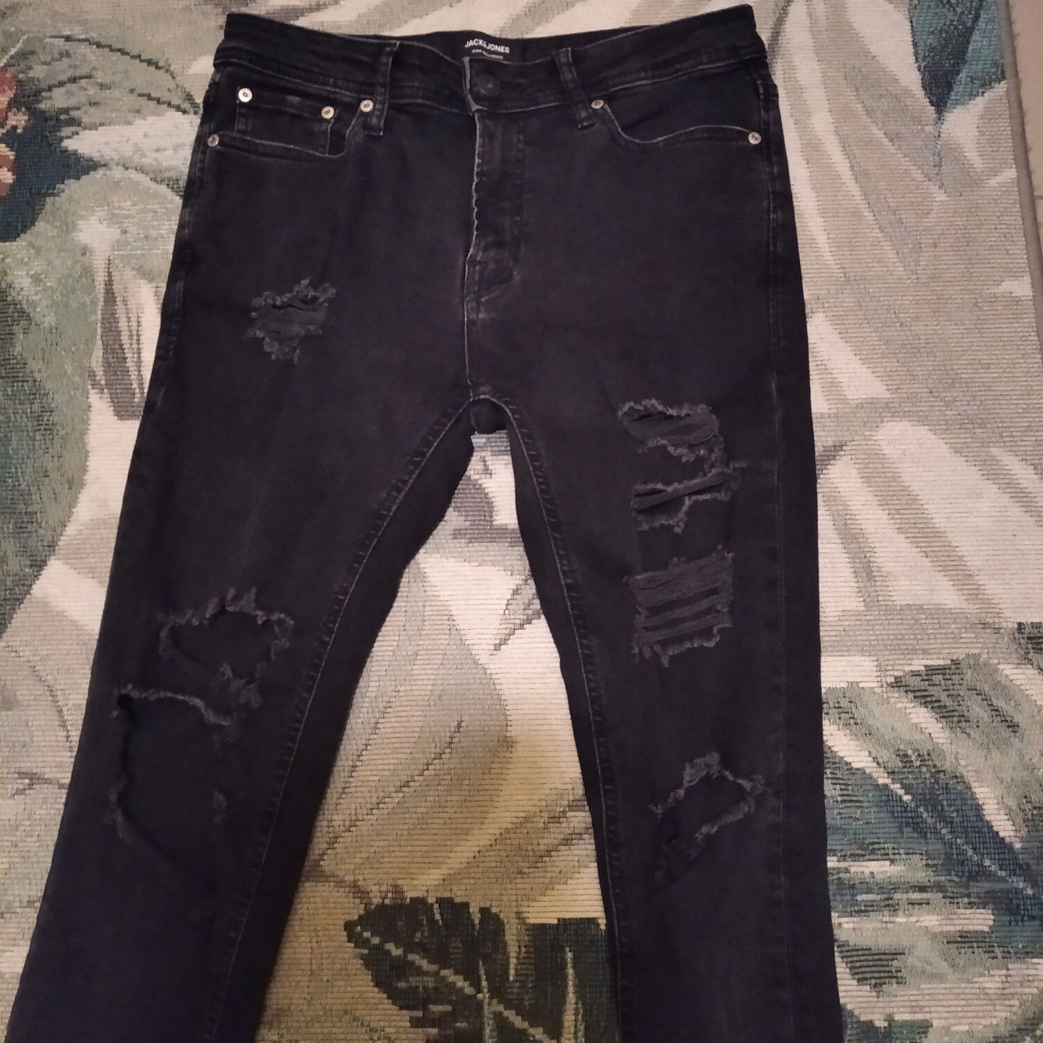 Spodnie męskie jeansy z dziurami rozmiar W29 L32 Jack& Jones