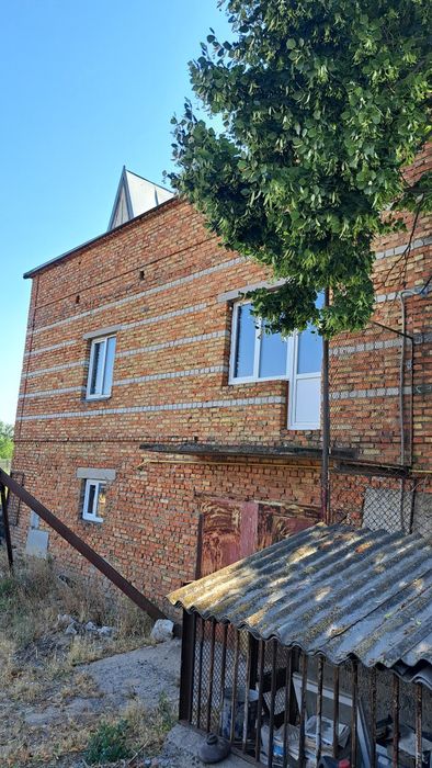 Продаю 2 дома в одном дворе.  Харчатовка Святониколаевка Мешково-Погор