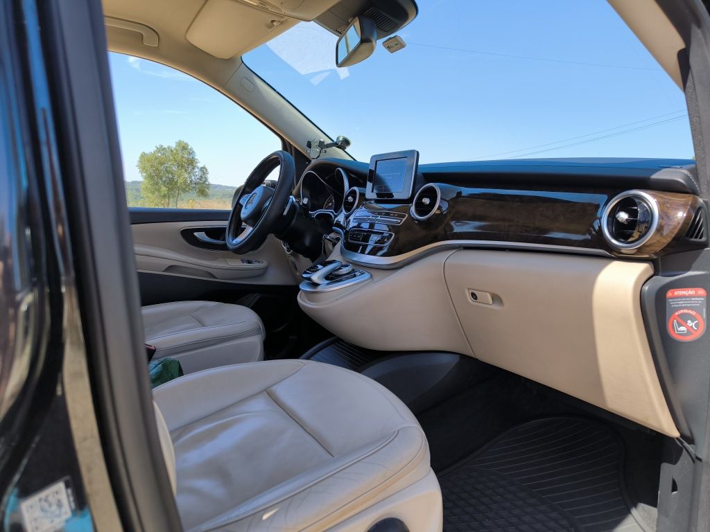 Mercedes V klass 220