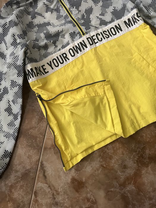 Куртка ветровка 10-11 лет