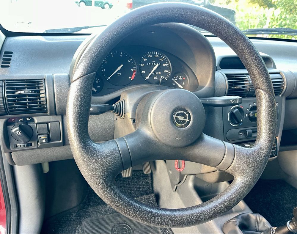 Opel Corsa 1.2 Swing