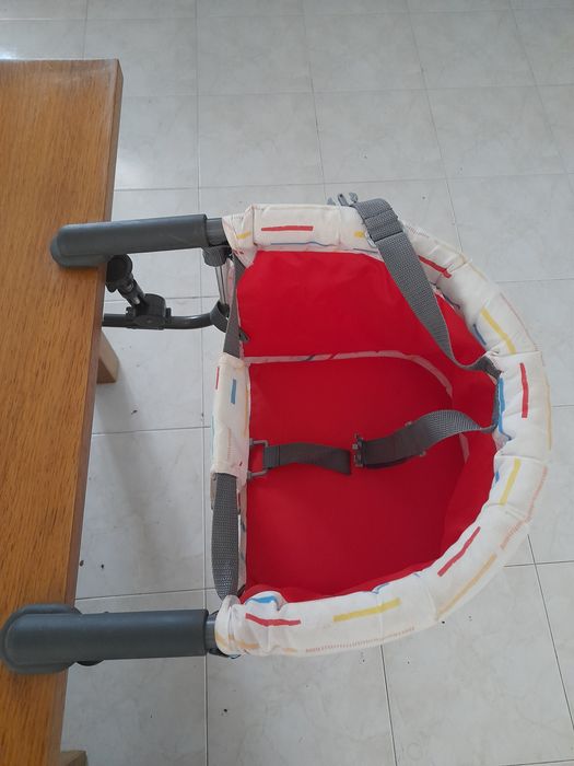 Cadeira de alimentação portatil Safety 1st