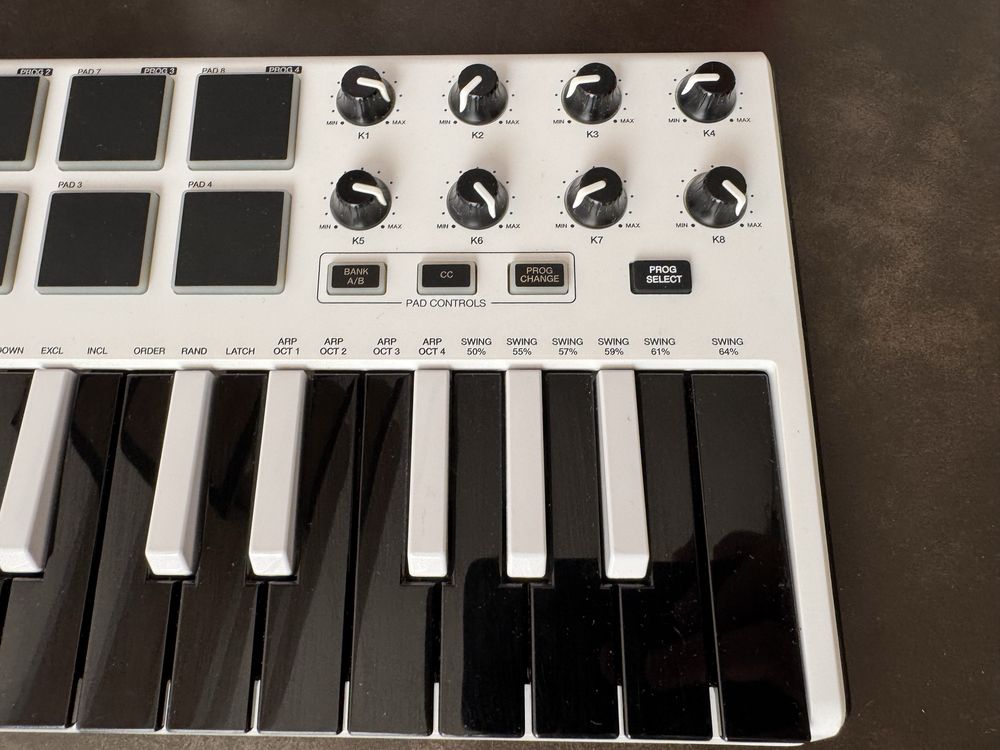 Akai MPK mini MK2