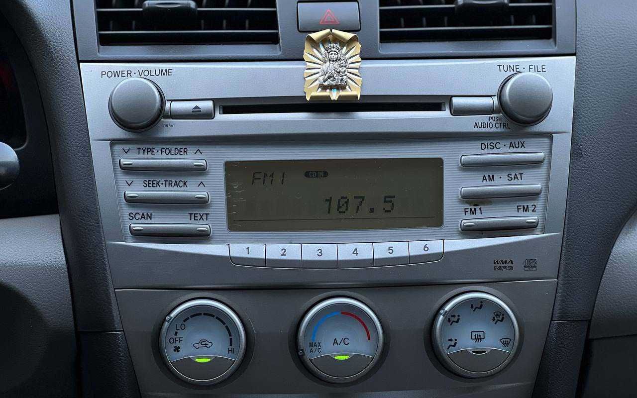 Toyota Camry 2011