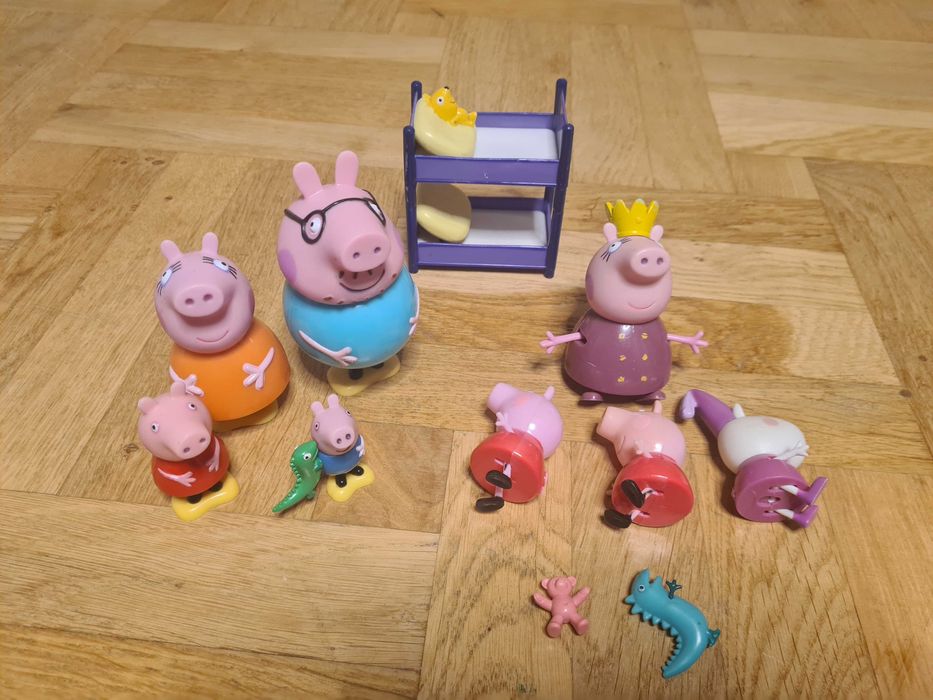 Peppa Pig i rodzina oraz samoch zdalnie sterowany