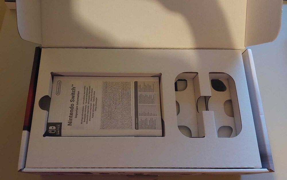 *COMO NOVA* Nintendo Switch Cinza + ProController + MicroSD 128GB