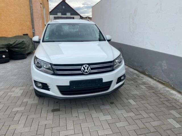 Volkswagen Tiguan 2.0 TDI 2015 року