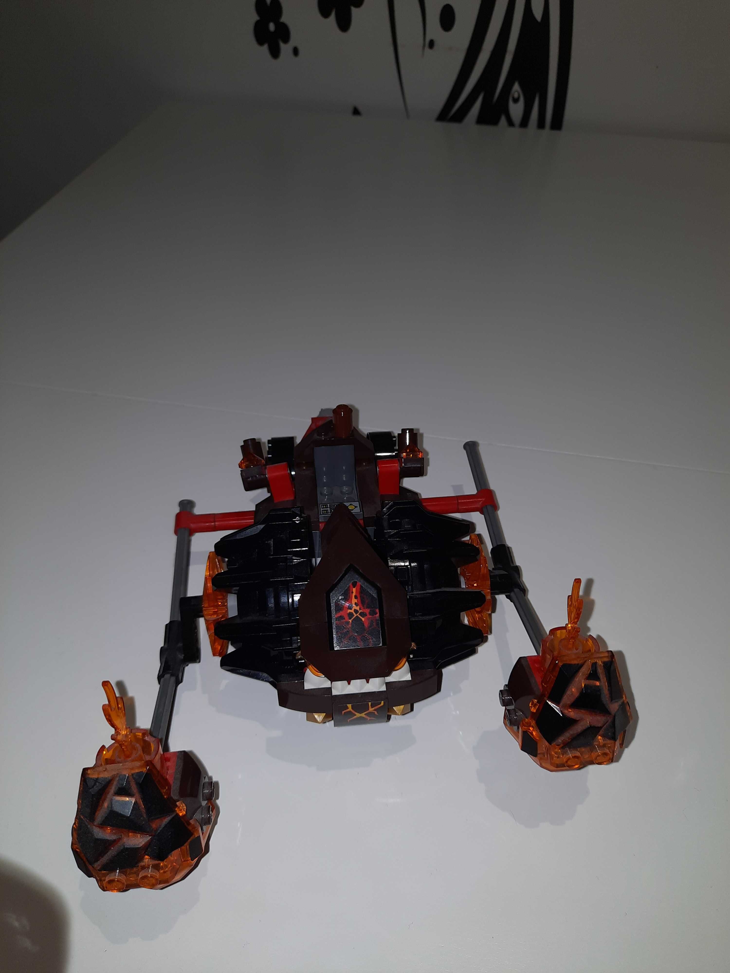 Lego Nexo Knights Lawowy Rozpruwacz Moltora 70313