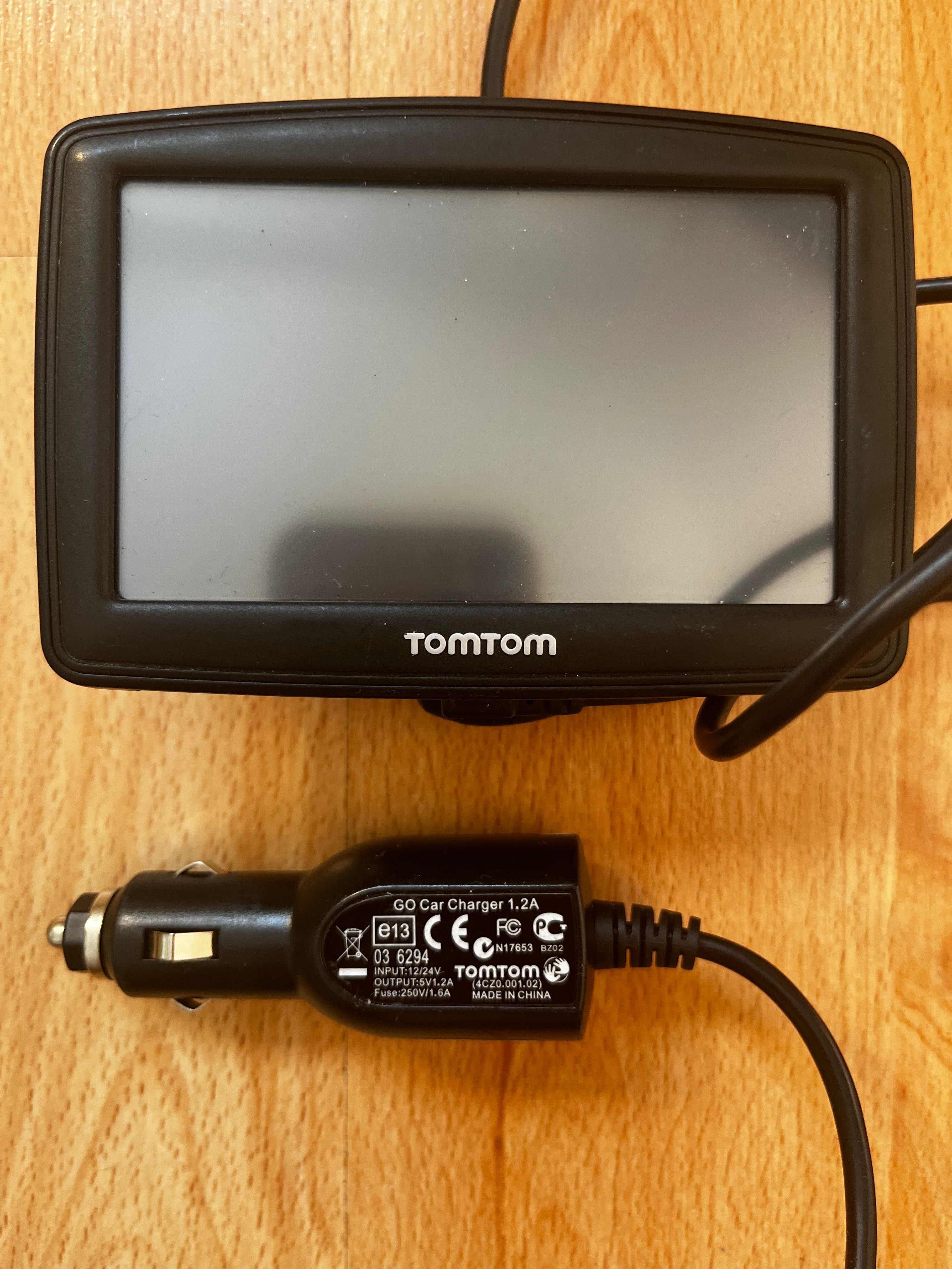 Nawigacja TomTom 4ET03