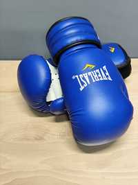 Боксерские перчатки Everlast 12 oz