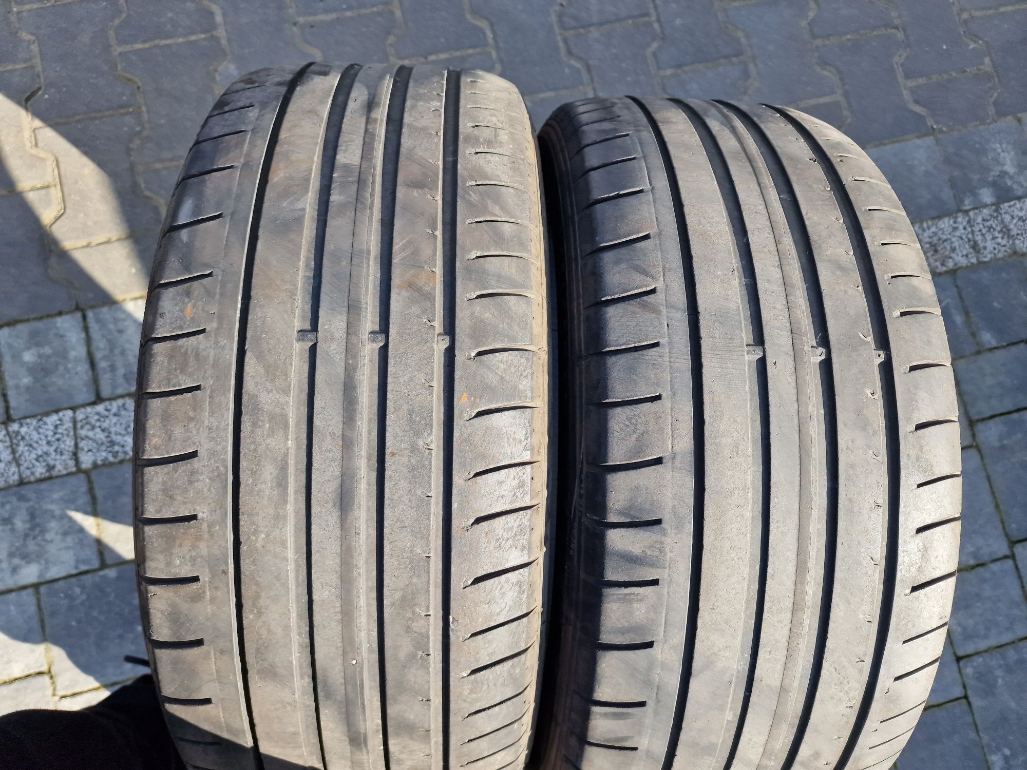 Opony 2szt Dunlop SP Sport MAXX GT 245/45 R18 Run Flat. 

Czytaj