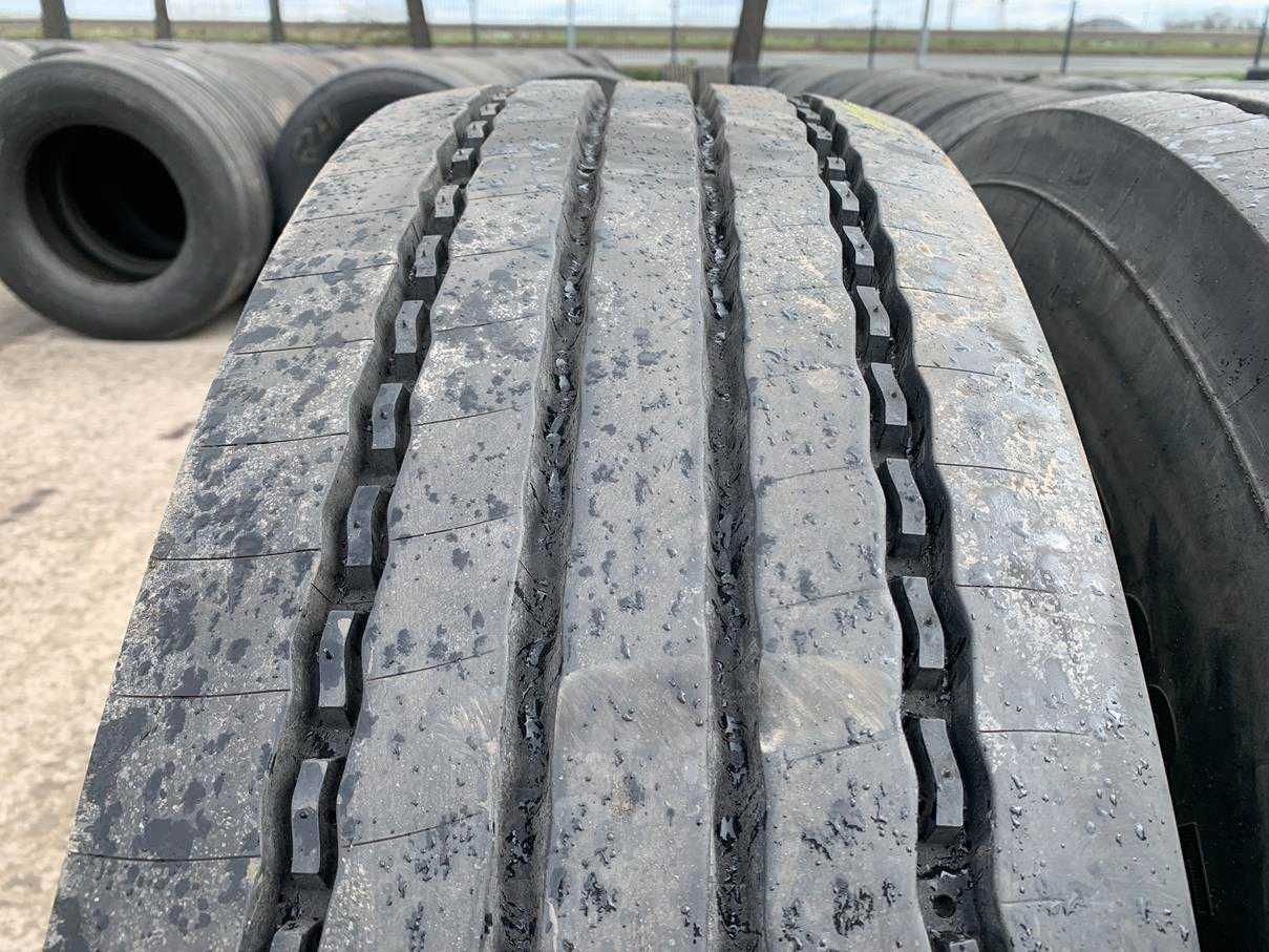 Opony używane ciężarowe przód 295/80R22.5 MICHELIN X COACH Z / 11-12mm