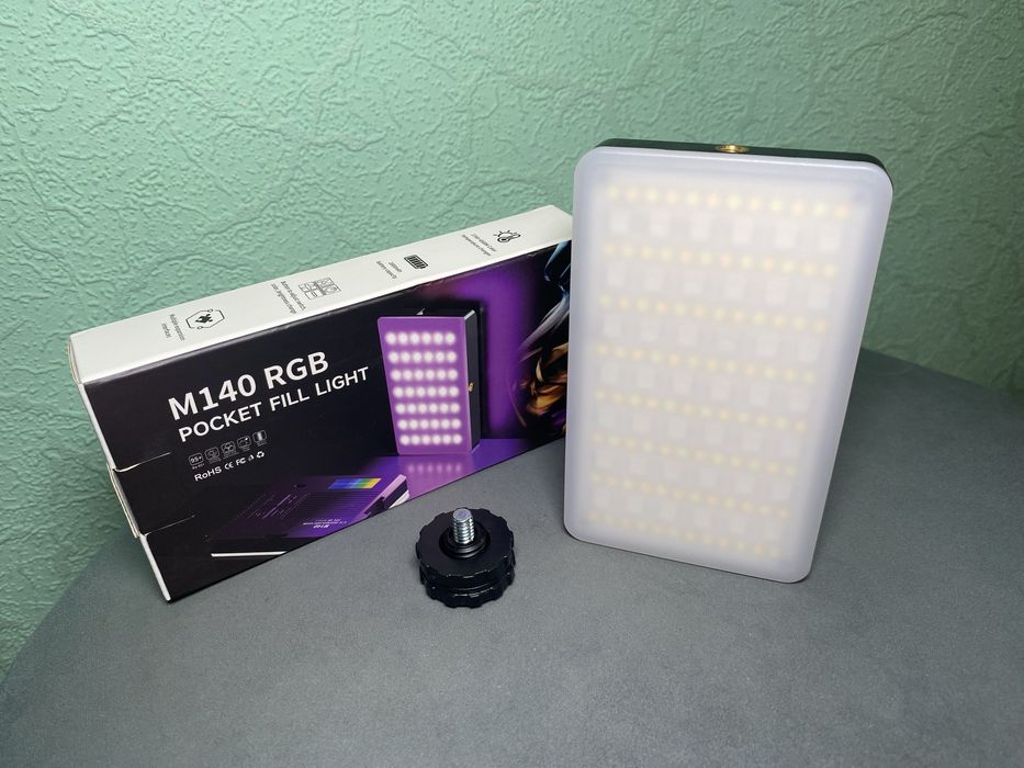 Видеосвет M140 RGB Pocket Fill Light (2000 mAh, 2700–6500K)
