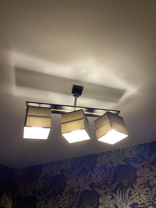 Lampa sufitowa na 3 żarowki