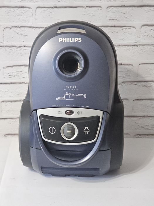 Продам пылесос Philips FS 9170/01B.