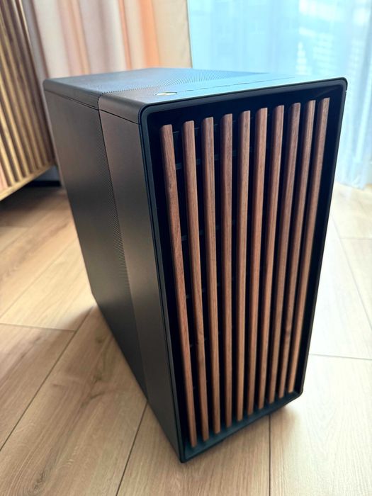 Ryzen 7 7800X3D,32GB DDR5,RTX4070 SUPER,2TB,WIN11! Idealny! Prywatnie!