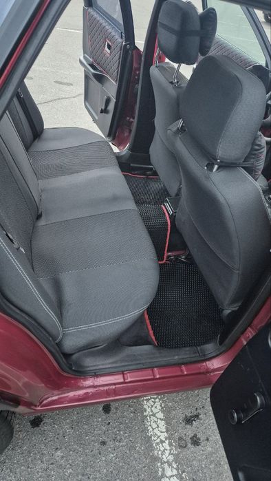 Продам AUDI 80b3