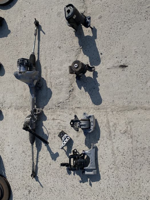 Toyota Rav 4 2019 - 2025 ричаг, стійка, підрамник, супорт, рейка