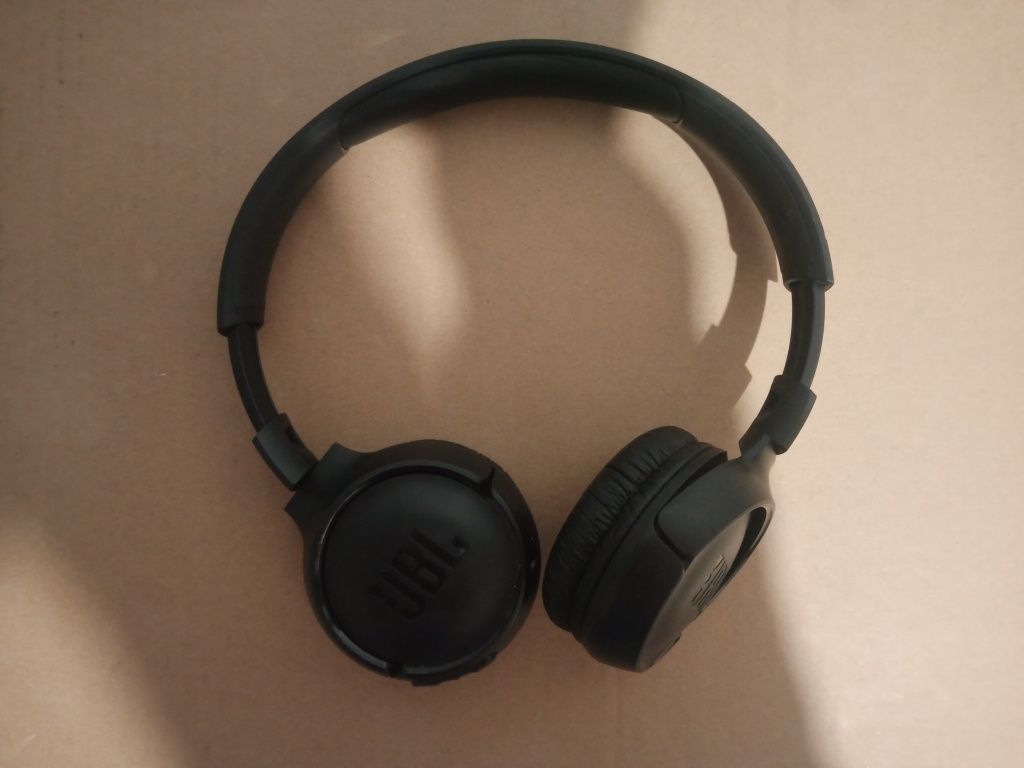 Наушники JBL BT510