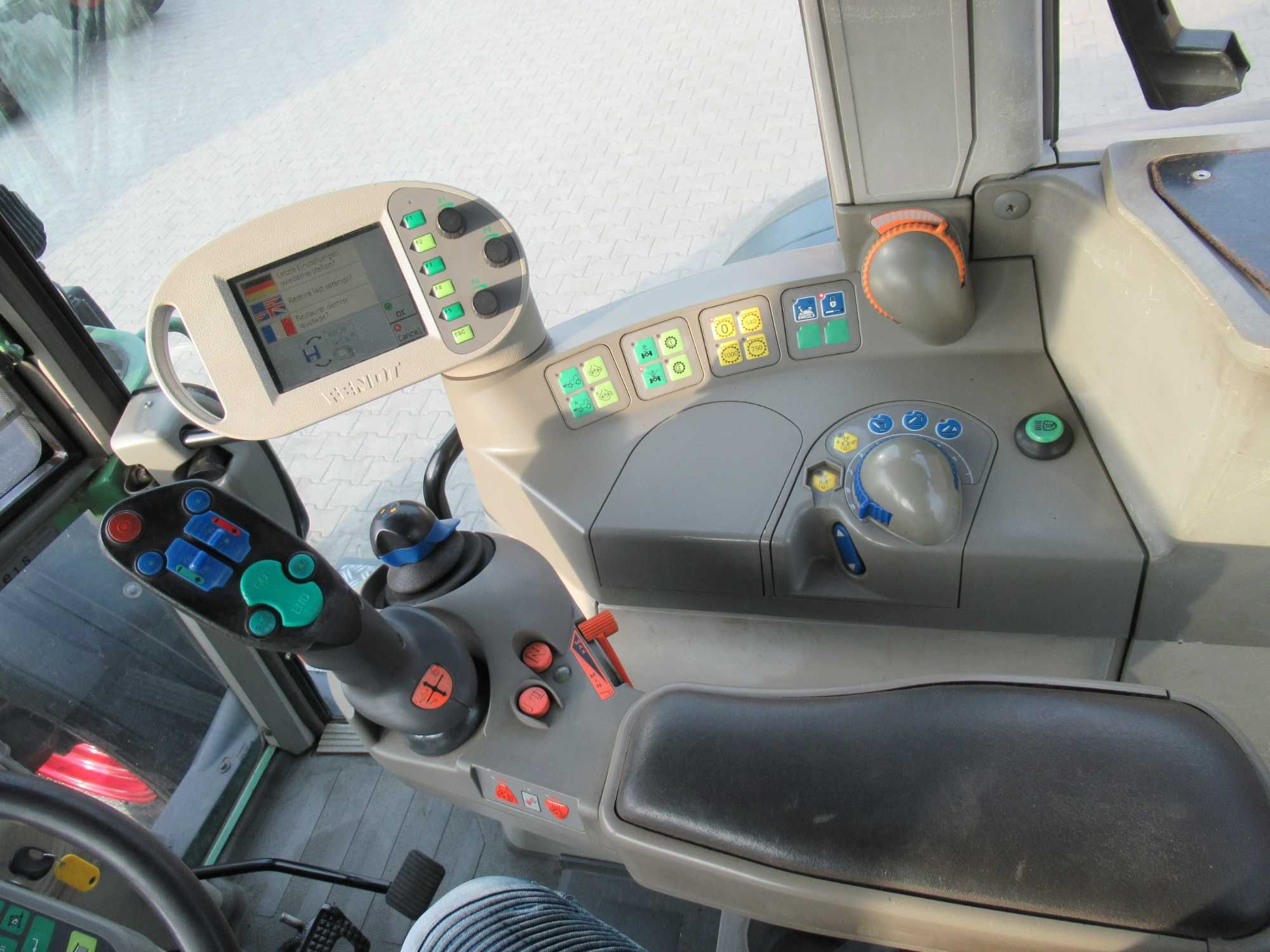 ciagnik Fendt 818 Vario TMS 820 718 SCR i INNE Modele