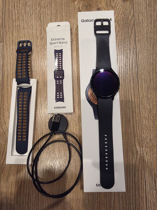 Samsung Galaxy Watch 4 44 mm – używany + dodatkowy oryginalny pasek!
