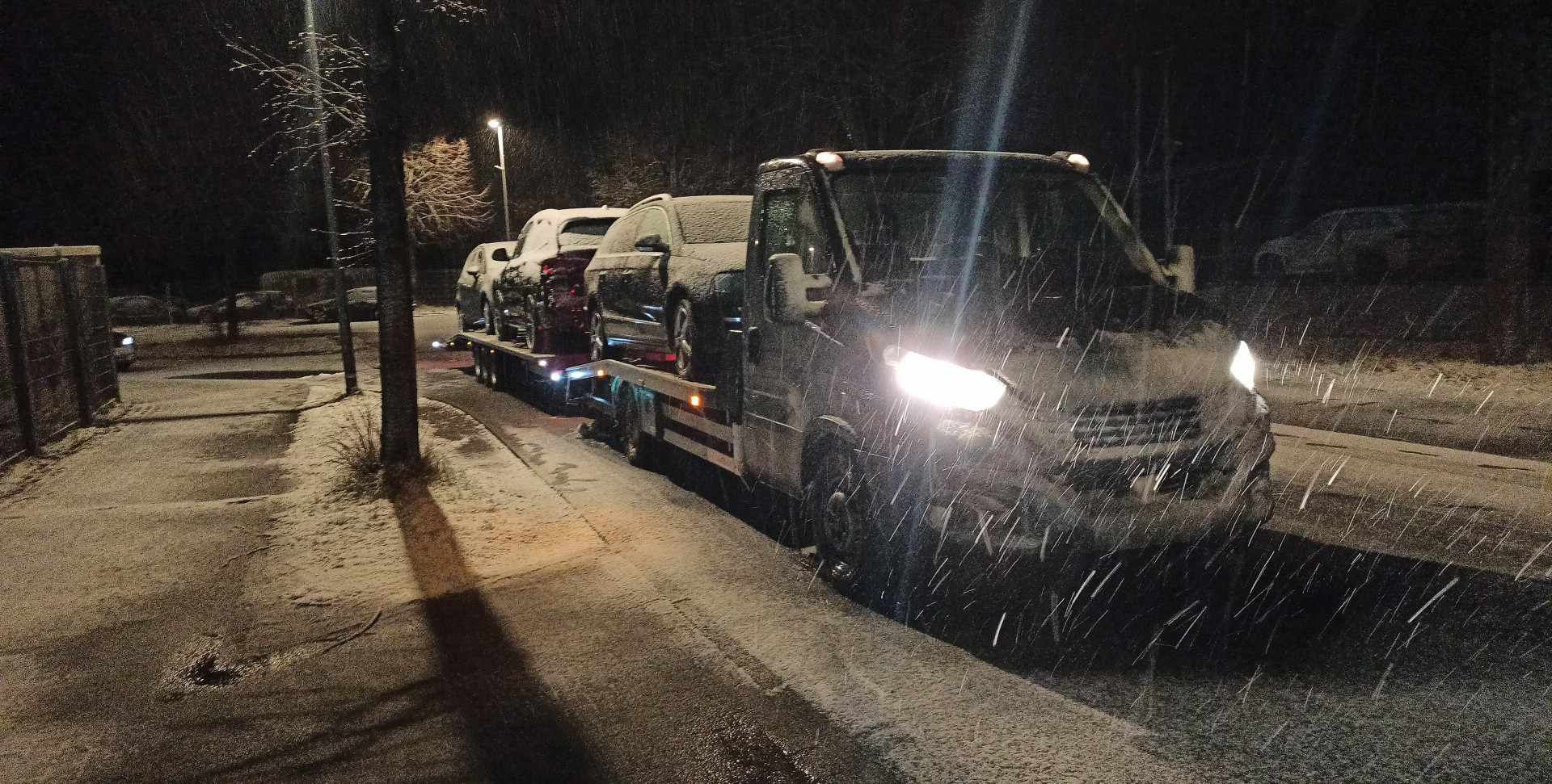 Pomoc drogową Transport aut maszyn 24/7