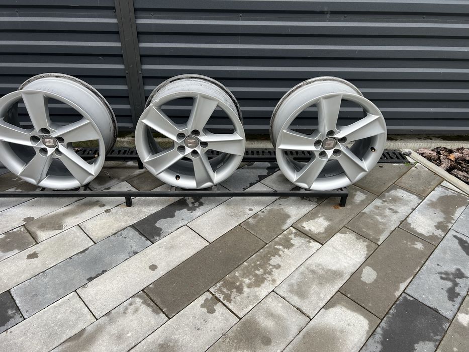 Диски 16R 5x100 7J ET43 Seat Polo Golf Fabia