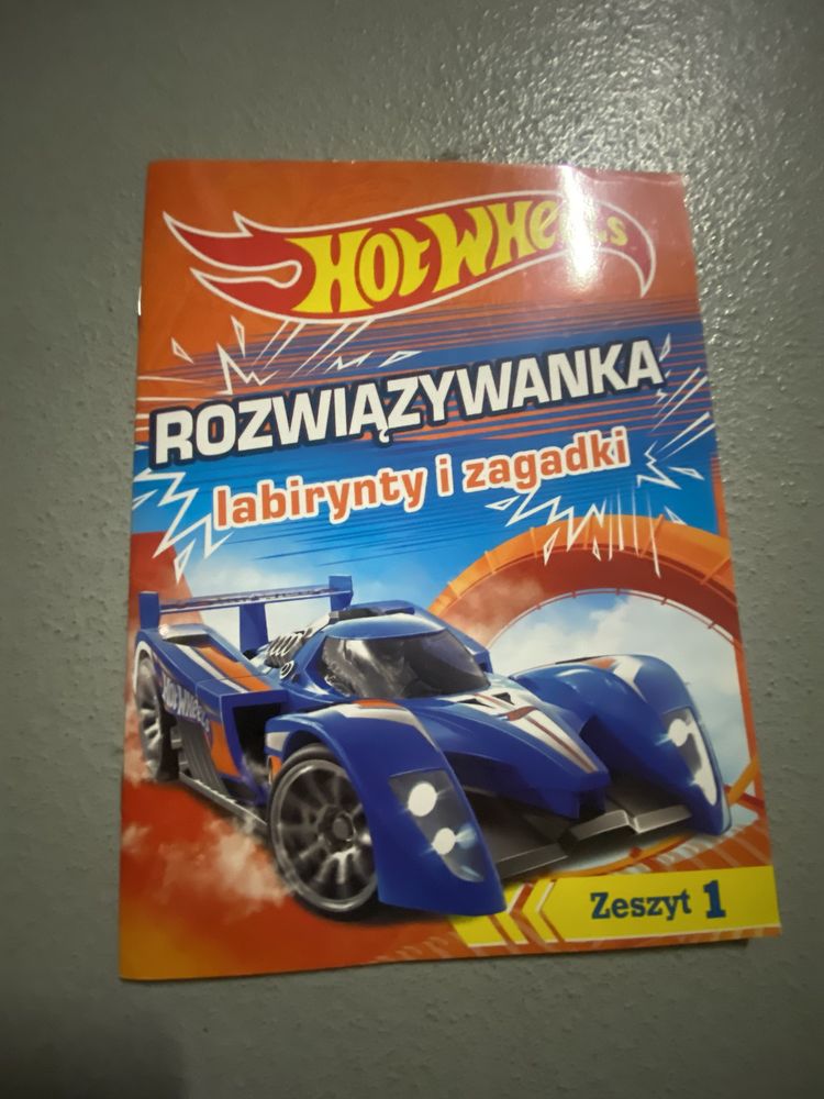 Rozwiązywania labirynty i zagadki - Hot Whels