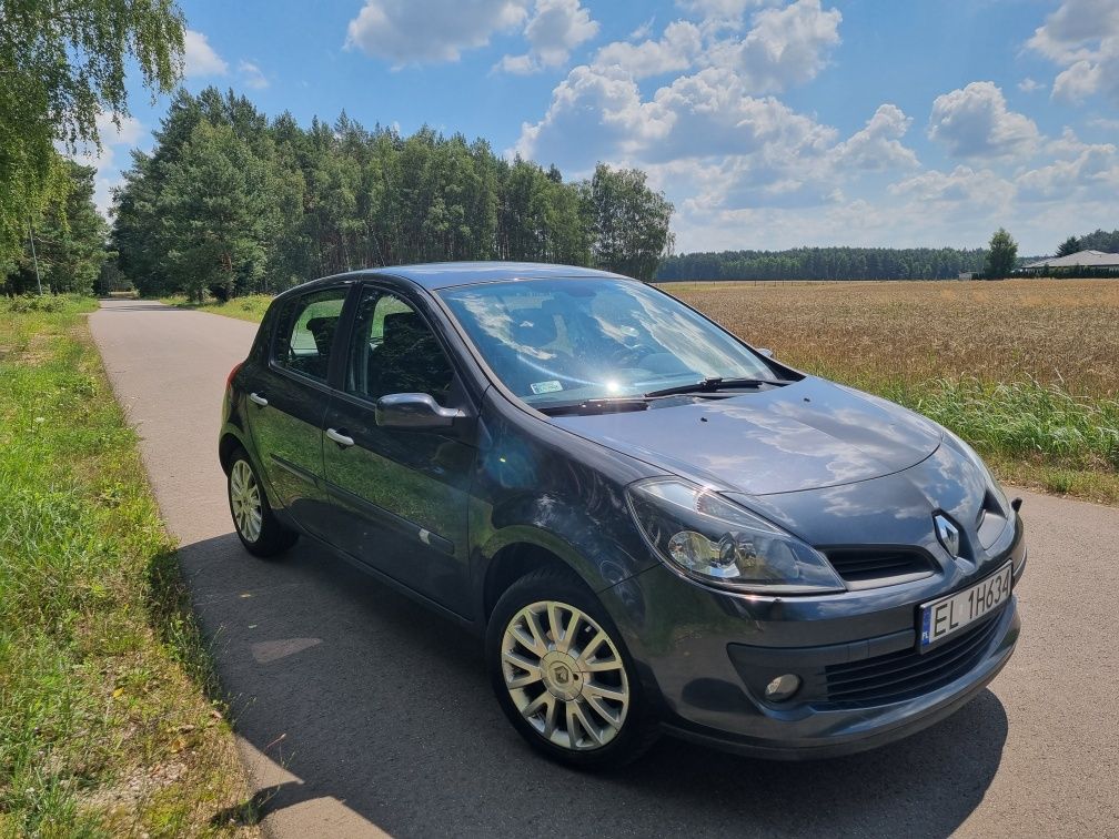 Renault Clio 1.6 benzyna klimatronik podsw. zakrętów