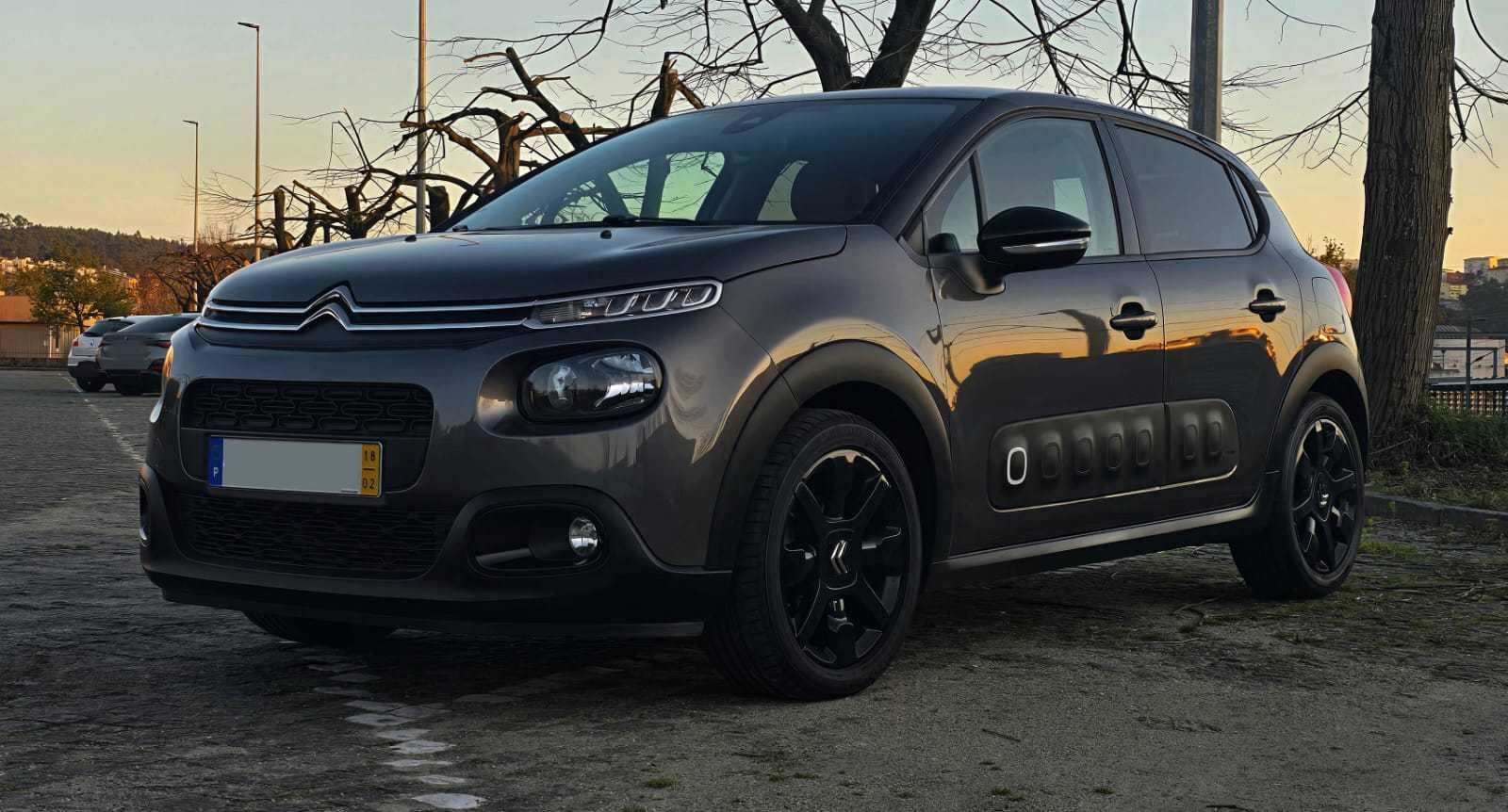 Citroen C3 1.2 PureTech Shine - Special Edition
