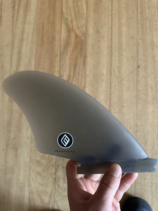 Quilha de surf twin fin Madness cinza