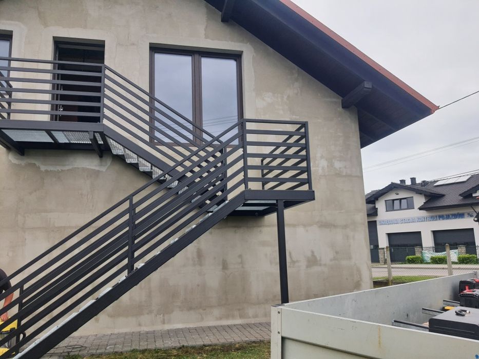 Schody stalowe zewnętrzne ocynk ogniowy