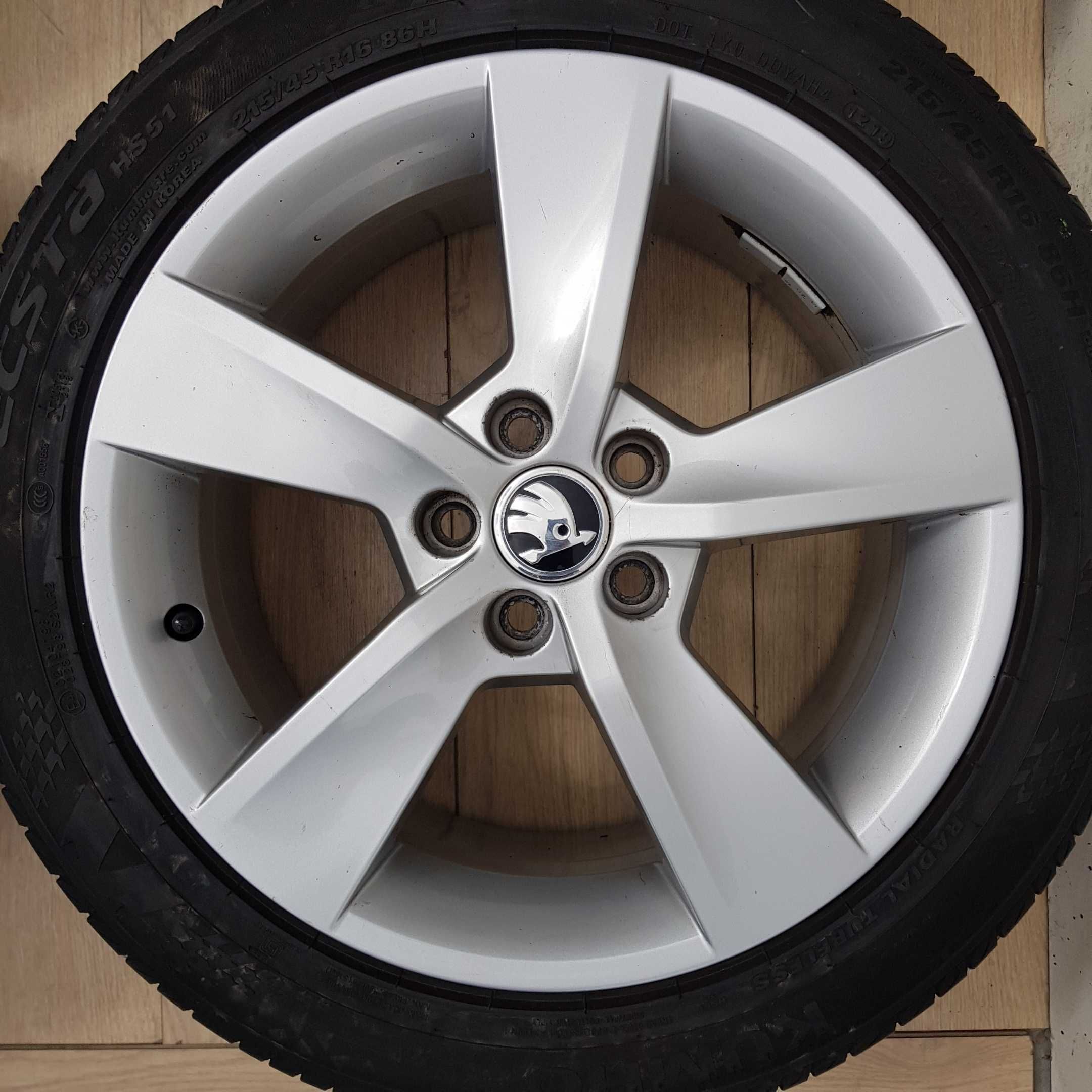 Диски Skoda R16 5x100 Fabia Rapid VW Polo CrossPolo Seat Toledo Р16