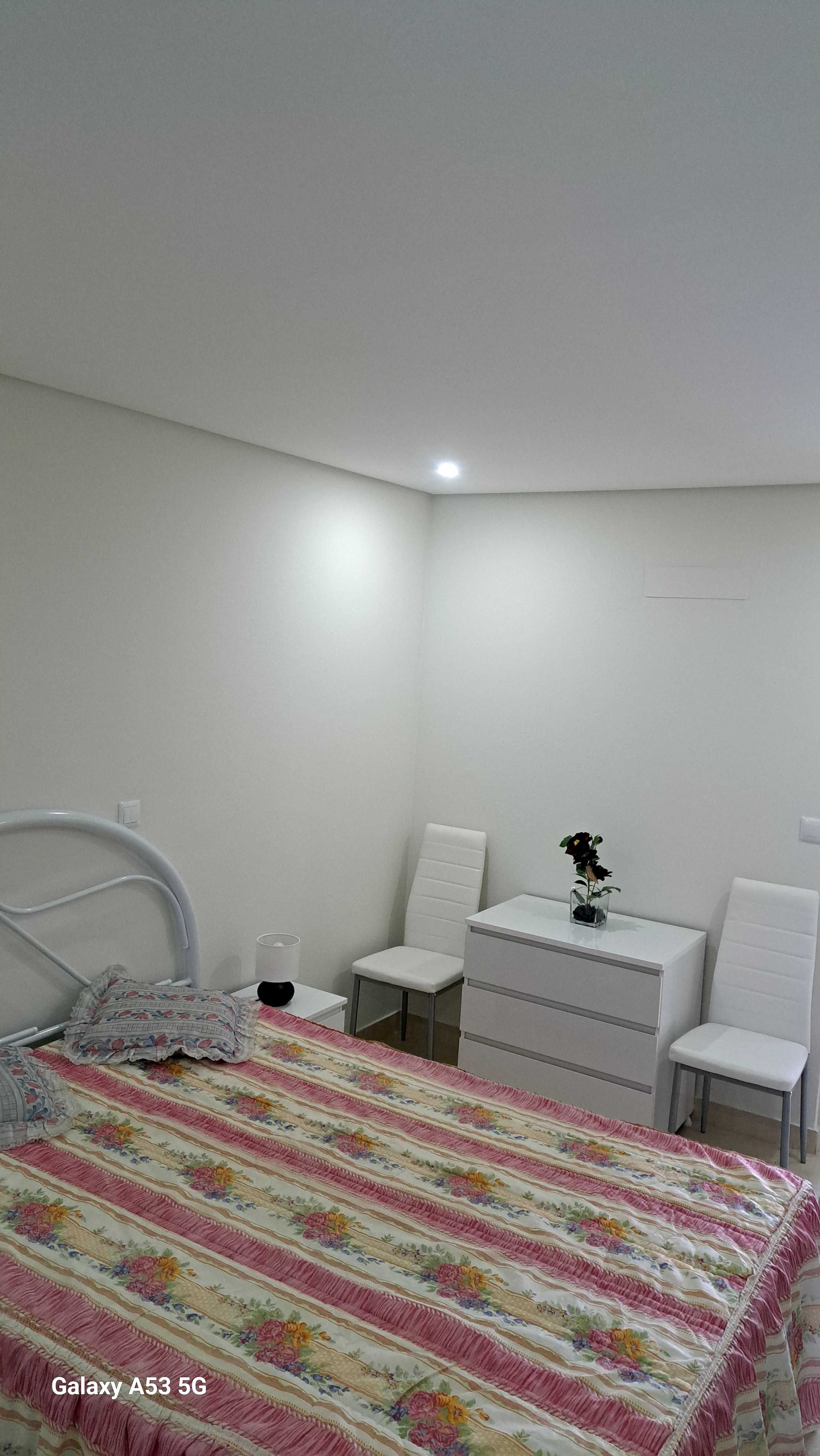 Ferias Quarteira T1 junto à praia todo remodelado Agosto completo