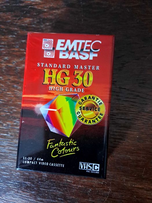 KAMERA VHS - Kaseta HG 30.