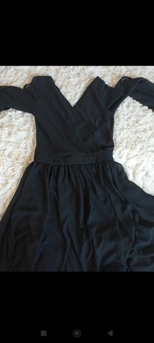 Czarna elegancka sukienka zwiewna rozmiar 34