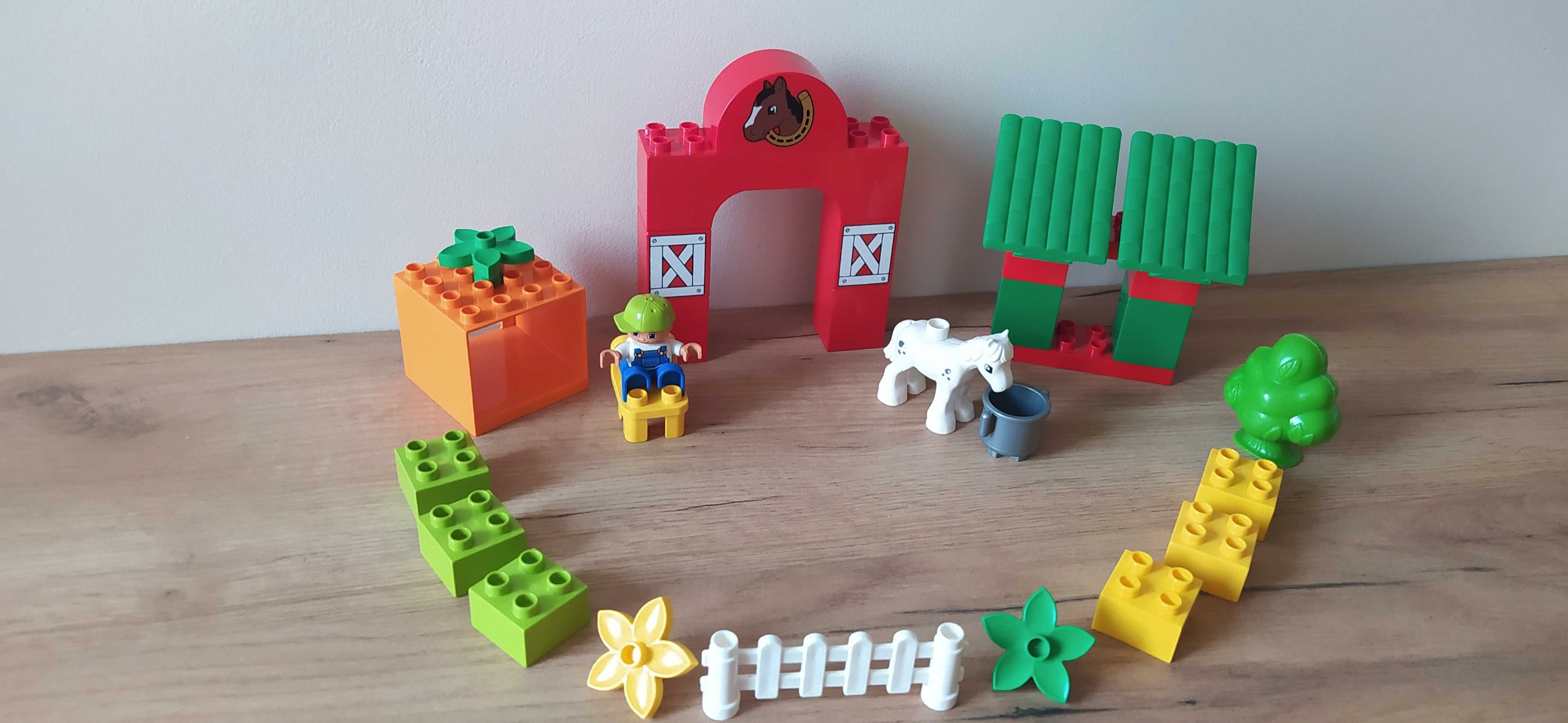 Klocki Lego Duplo Stadnina z koniem i stajną 18m+ 30 elementów