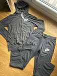 Dres damski komplet Nike