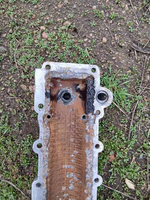 Колектор  двигуна Д260.