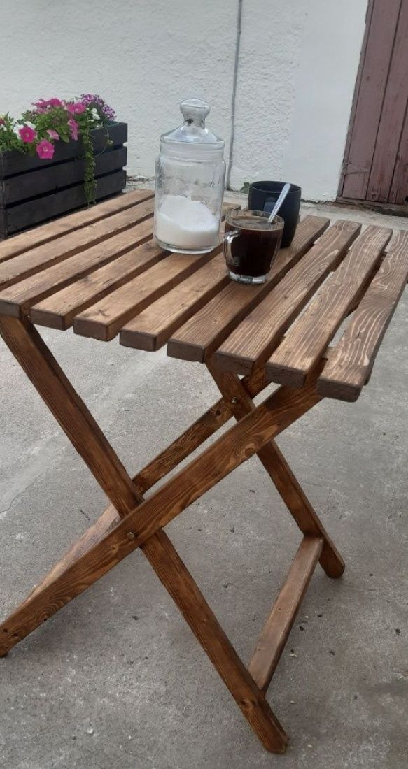 Столик садовий продам