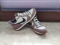 Damskie sportowe  Nike 36,5