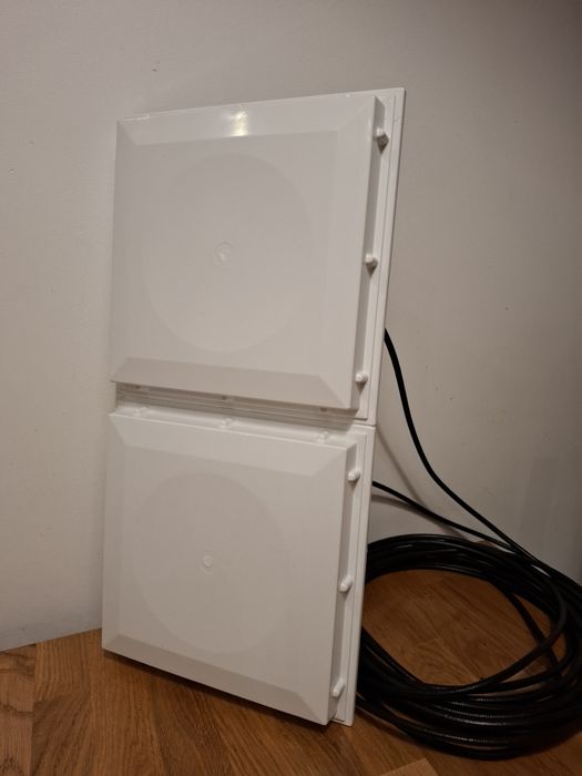 Antena dualna LTE/4G 15dBi Cybertech, nieużywana, jak nowa