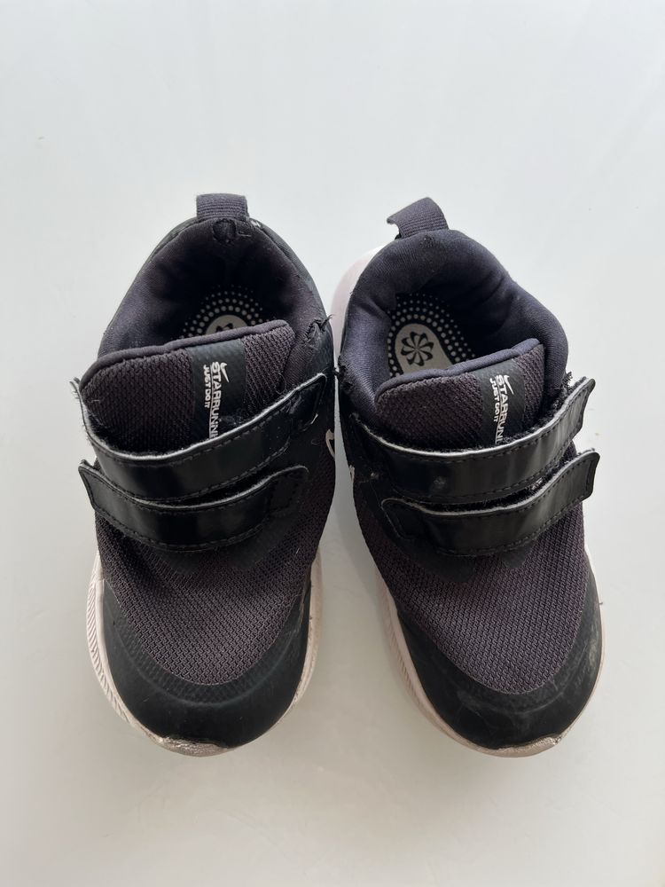 Кросівки nike 26 (устілка 16 см)