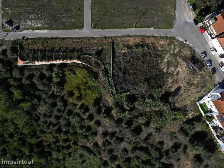 Terreno para Construção no Planalto de Santarém – Vista Magnífica e Lo