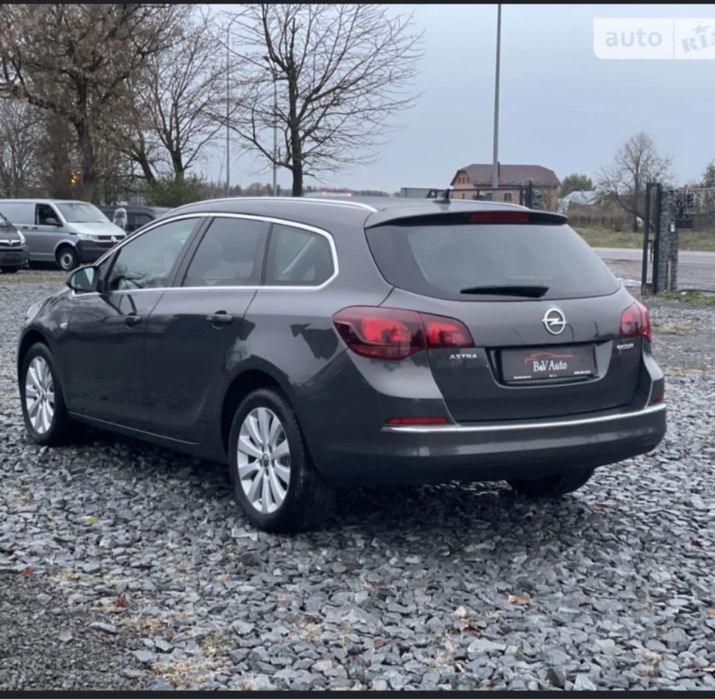 Продам opel astra J 2016 рік