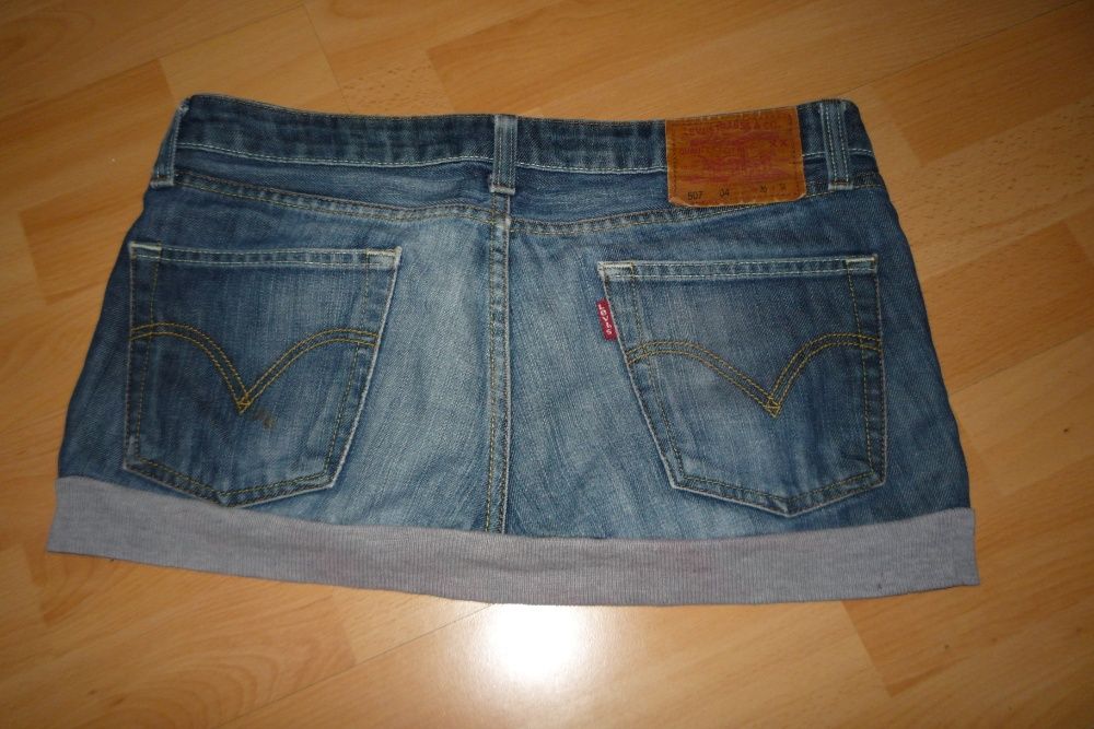 Spódniczka mini jeans roz M, L / Levis