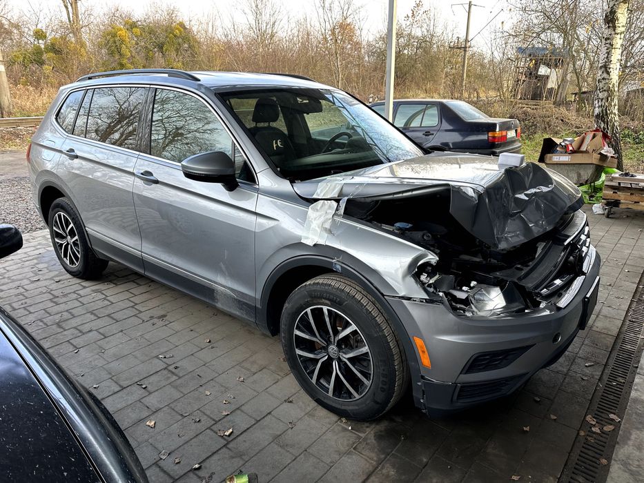 VW TIGUAN SE Allspace USA 21р колір LB7S Розбірка Запчастини Двері